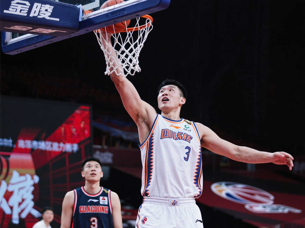 哈维尔后来 哈维尔后来